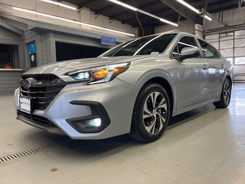 2025 Subaru Legacy Premium