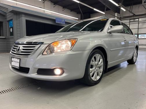 2009 Toyota Avalon XLS