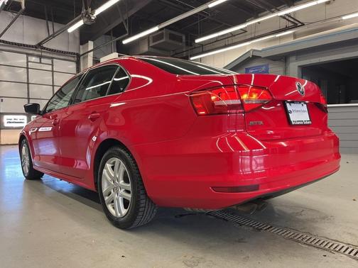2015 Volkswagen Jetta 2.0L S