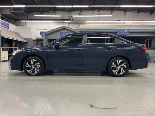 2025 Subaru Legacy 