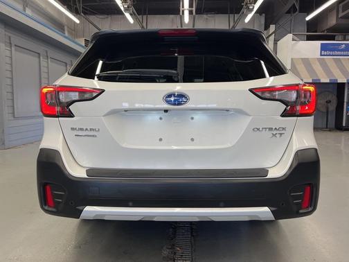 2021 Subaru Outback Limited XT