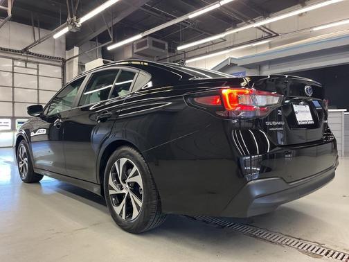 2025 Subaru Legacy 