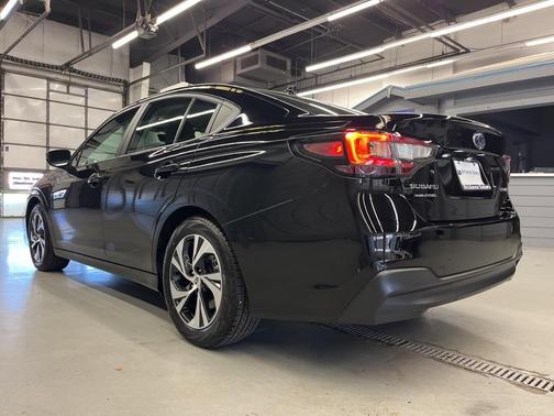 2025 Subaru Legacy 