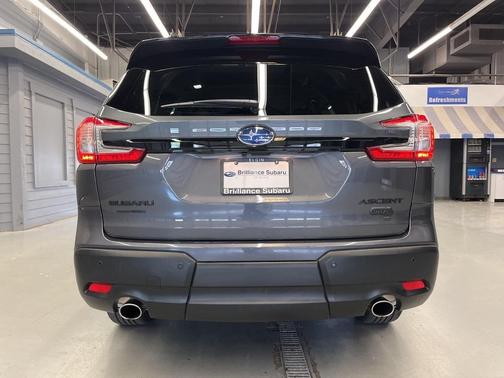2025 Subaru Ascent Onyx Edition Touring
