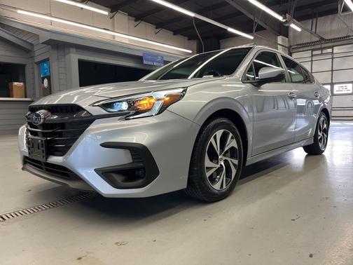 2025 Subaru Legacy Premium