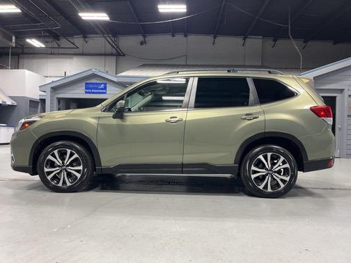 Jasper Green Metallic 2020 Subaru Forester Limited