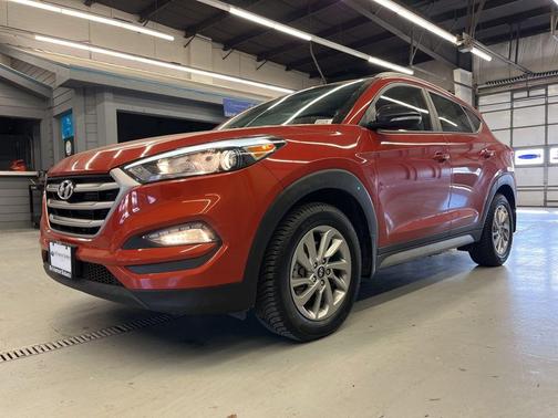 2017 Hyundai TUCSON SE Plus