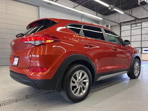 2017 Hyundai TUCSON SE Plus