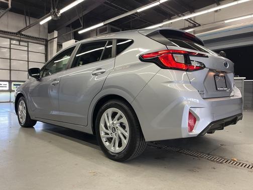 2025 Subaru Impreza Base