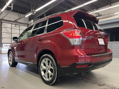 2017 Subaru Forester 2.5i Touring