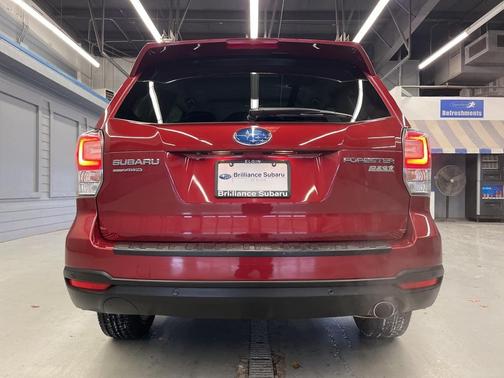 2017 Subaru Forester 2.5i Touring