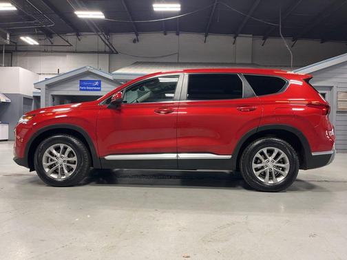 Scarlet Red 2019 Hyundai SANTA FE 2.4 SE
