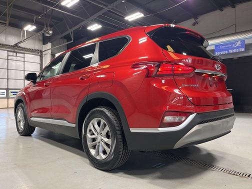 Scarlet Red 2019 Hyundai SANTA FE 2.4 SE