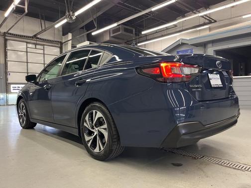 2025 Subaru Legacy 