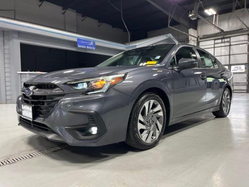 Magnetite Gray Metallic 2024 Subaru Legacy