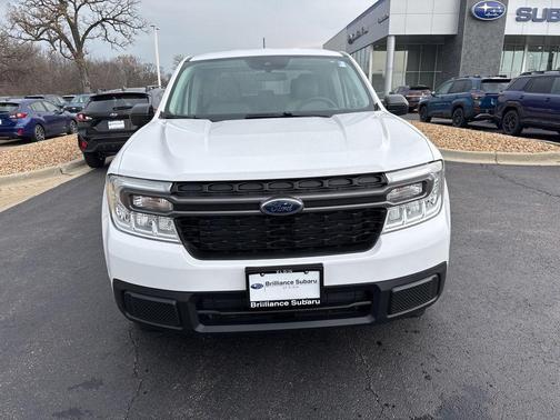 Oxford White 2024 Ford Maverick XLT