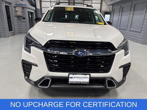 Crystal White Pearl 2025 Subaru Ascent Touring