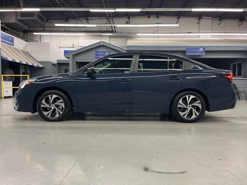 Cosmic Blue Pearl 2025 Subaru Legacy