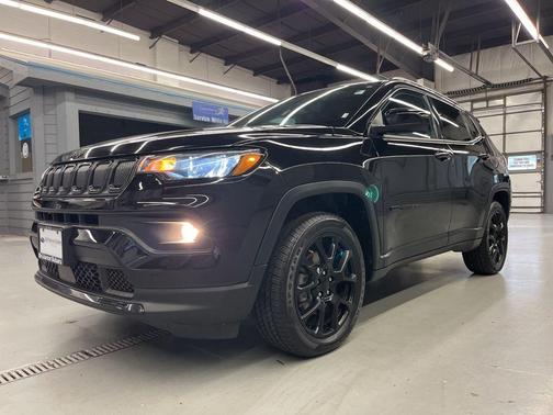 2022 Jeep Compass Altitude