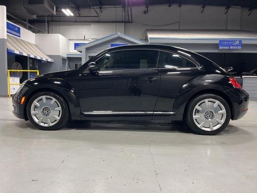 2016 Volkswagen Beetle 1.8T SEL