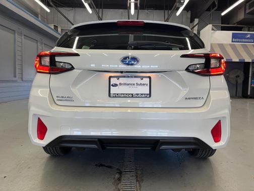 2025 Subaru Impreza Base