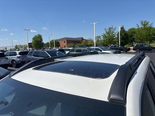Crystal White Pearl 2026 Subaru Outback Premium