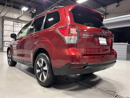 Venetian Red Pearl 2017 Subaru Forester 2.5i Premium