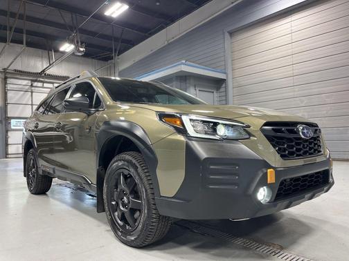 Autumn Green Metallic 2023 Subaru Outback Wilderness