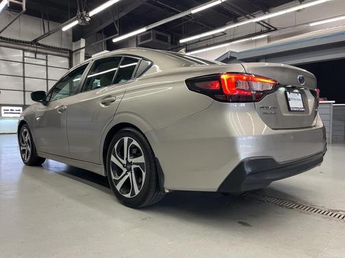 2020 Subaru Legacy 