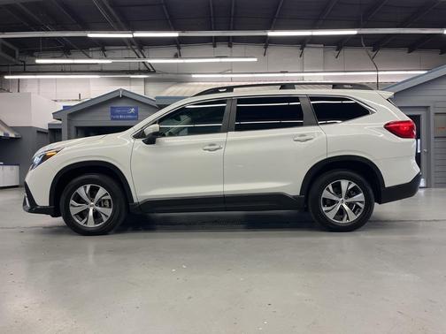 2024 Subaru Ascent Premium