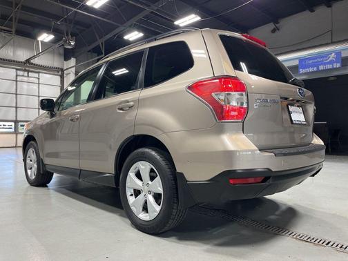 Burnished Bronze Metallic 2016 Subaru Forester 2.5i Premium