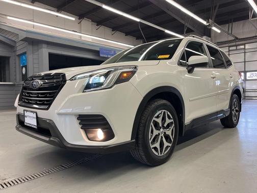 2022 Subaru Forester Premium