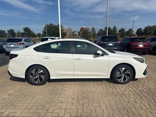 2025 Subaru Legacy Premium