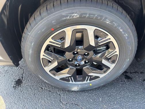 Ice Silver Metallic 2026 Subaru Forester Premium