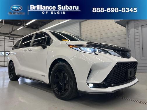 2021 Toyota Sienna XSE 7 Passenger