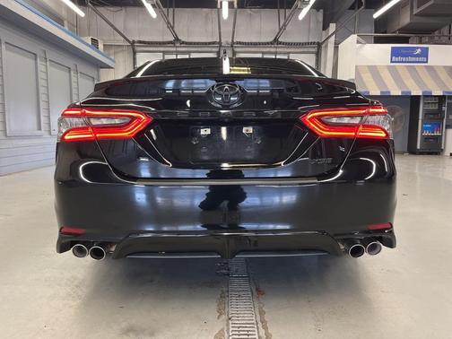 2021 Toyota Camry XSE V6