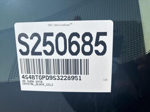2025 Subaru Outback Touring XT