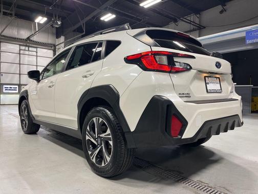 Crystal White Pearl 2024 Subaru Crosstrek Premium