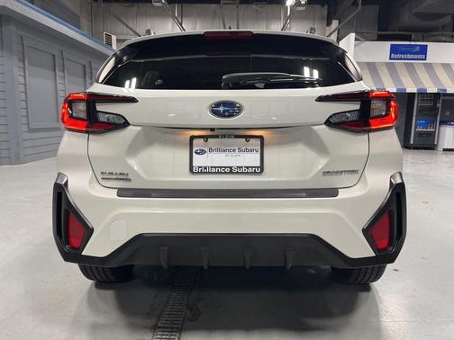 Crystal White Pearl 2024 Subaru Crosstrek Premium