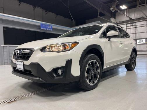 Crystal White Pearl 2023 Subaru Crosstrek Premium