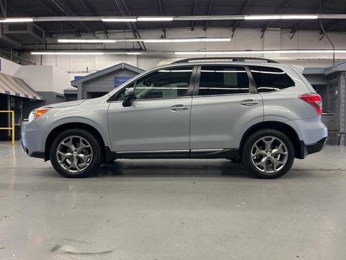 2016 Subaru Forester 2.5i Touring