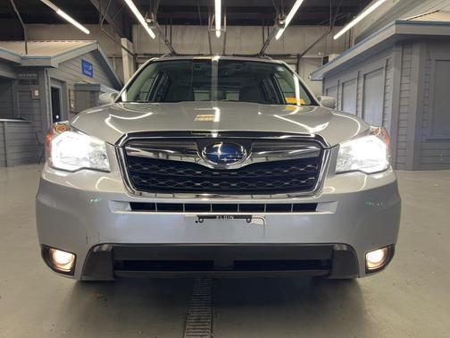 2016 Subaru Forester 2.5i Touring