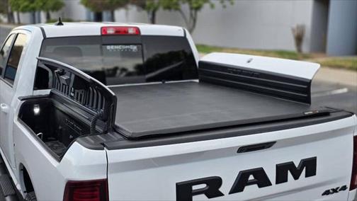 2017 RAM 1500 Night Crew Cab 4x4 5'7' Box