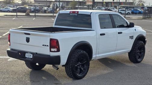 2024 RAM 1500 Classic Warlock Crew Cab 4x4 5'7' Box