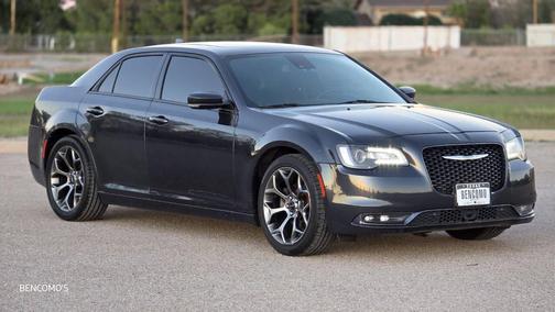2018 Chrysler 300 S