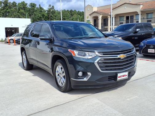 2020 Chevrolet Traverse LT Cloth