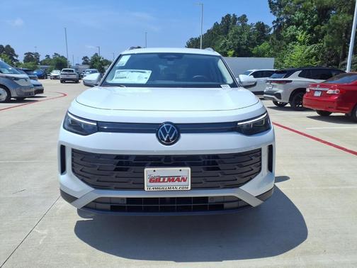 Pure White 2026 Volkswagen Tiguan 2.0T SE