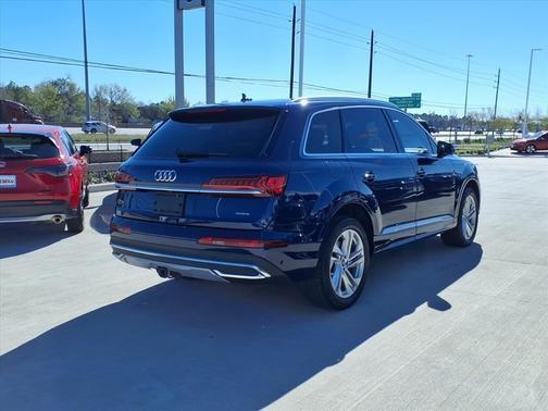 2021 Audi Q7 55 Prestige