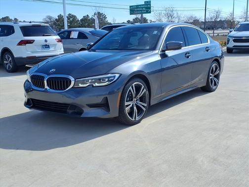 2020 BMW 330 i
