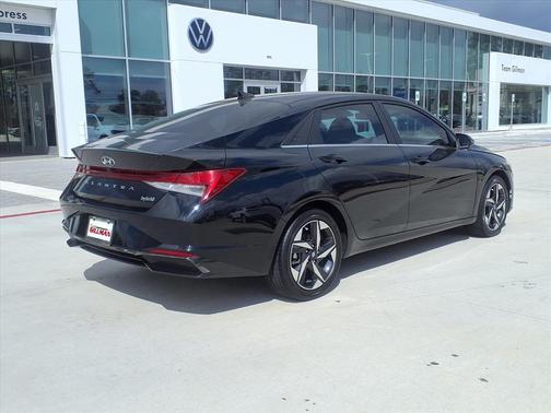 2023 Hyundai ELANTRA HEV Limited